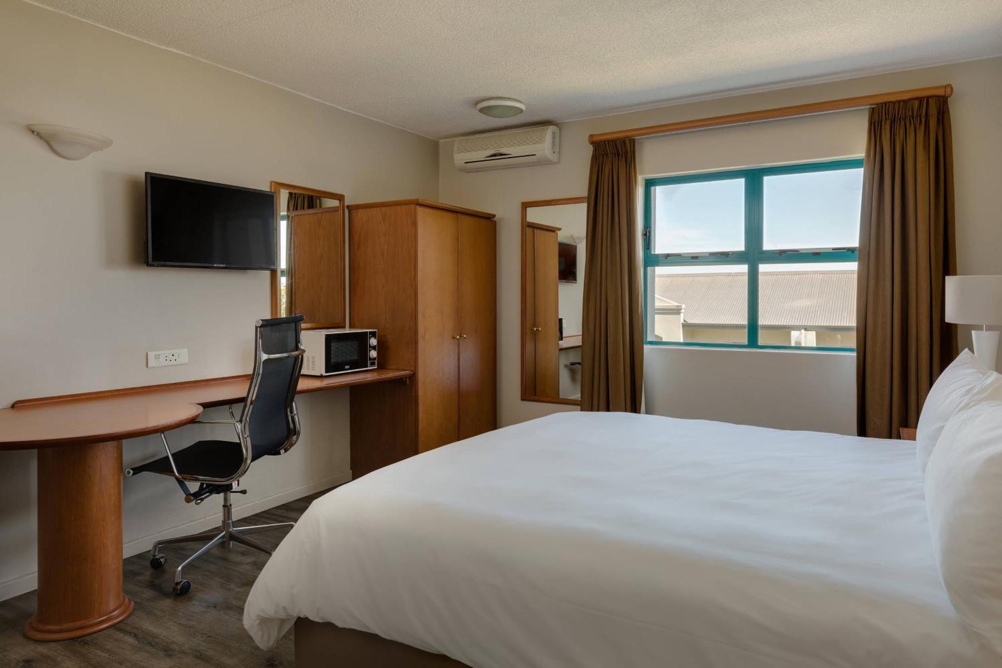 Hotel Protea By Marriott Cape Town Tyger Valley 3*