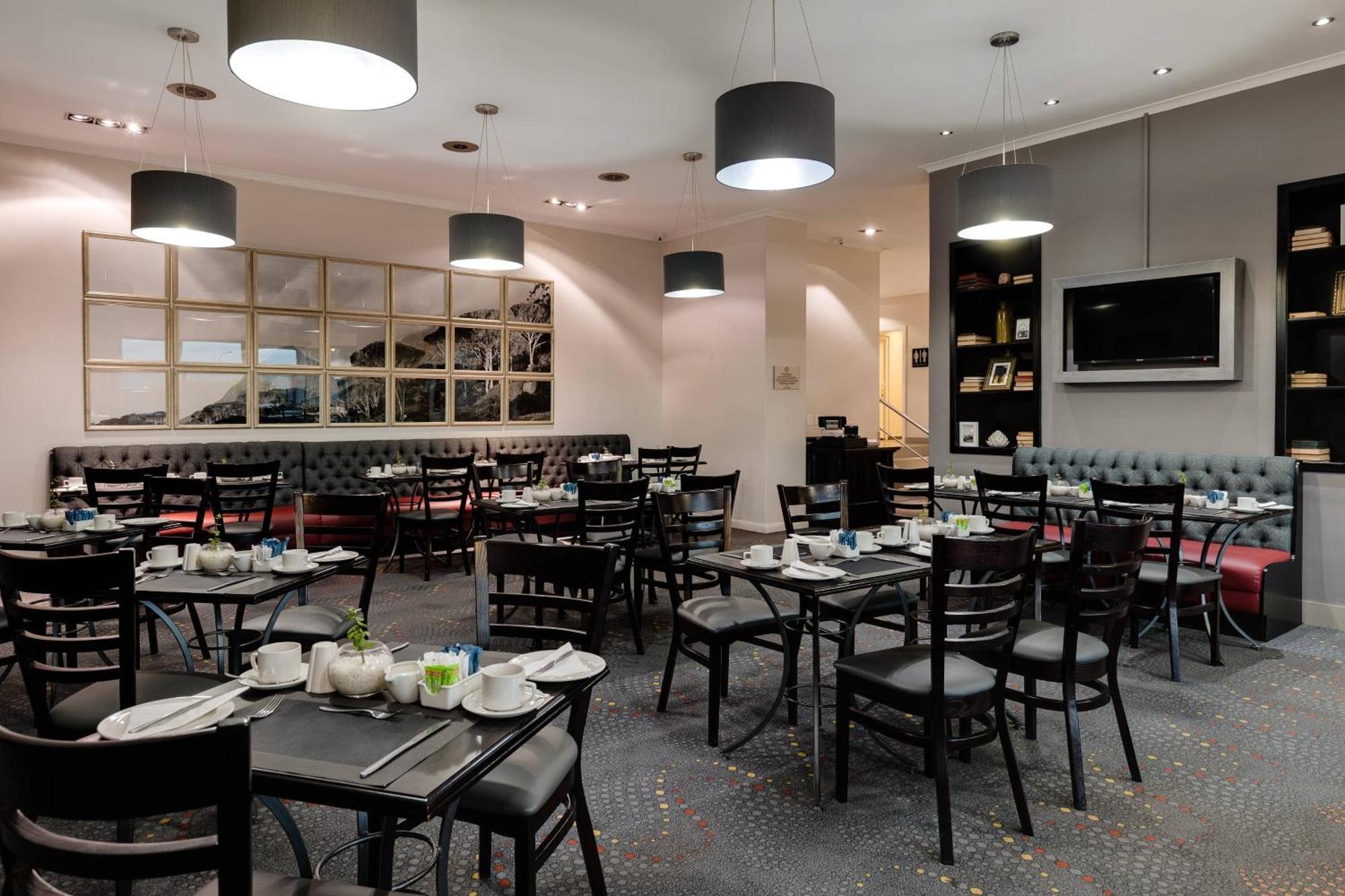 Protea By Marriott Cape Town Tyger Valley 3*