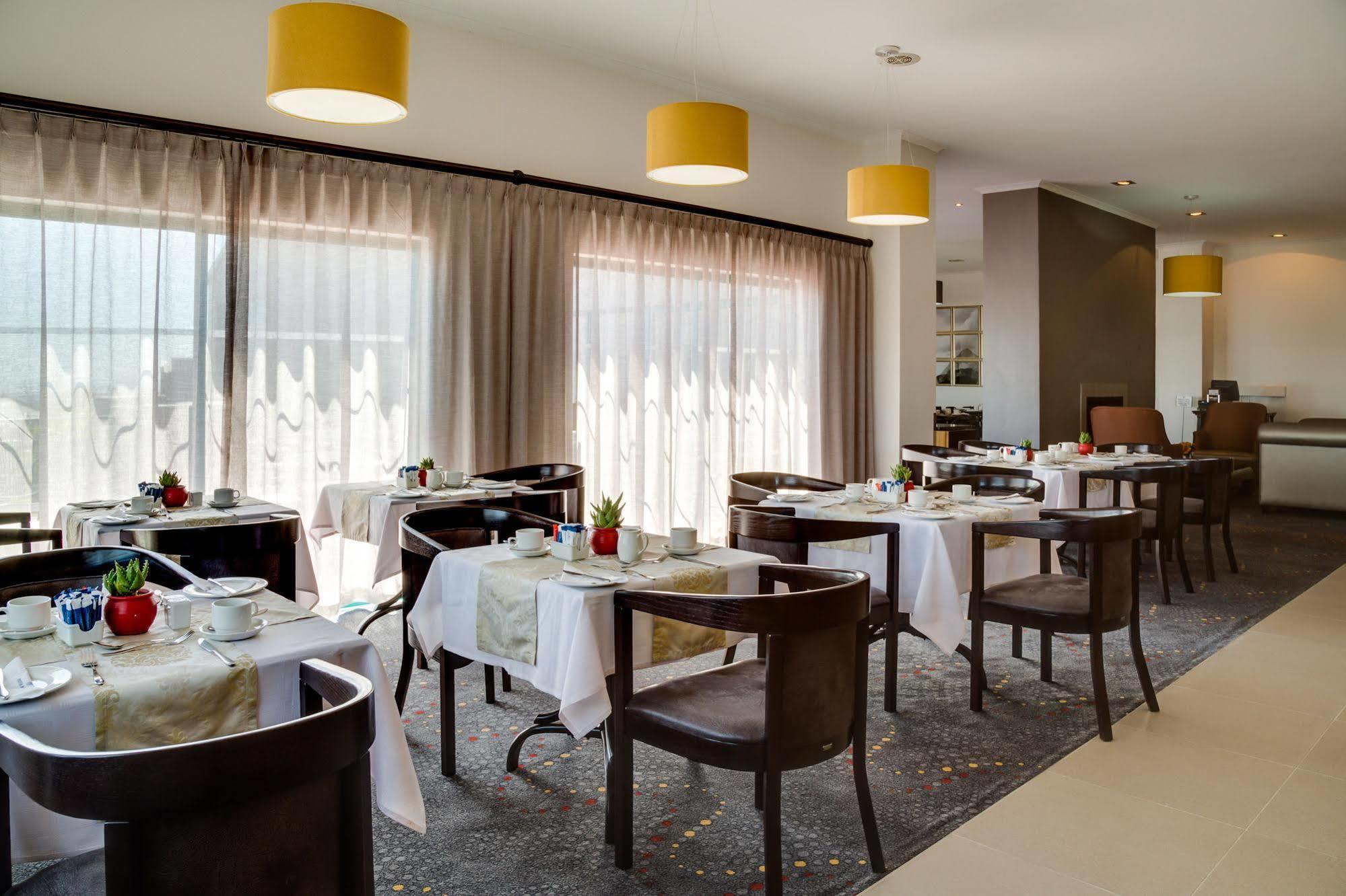 Protea By Marriott Cape Town Tyger Valley 3* Bellville