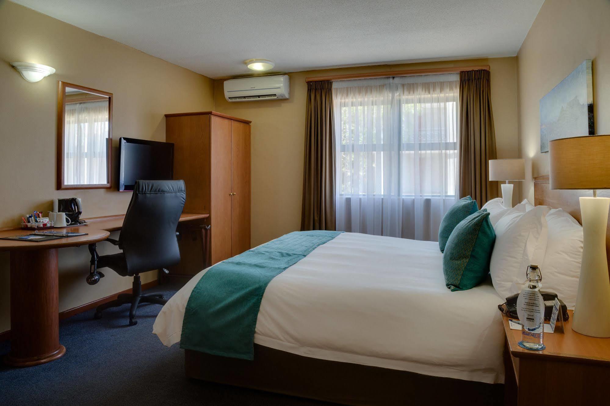 Protea By Marriott Cape Town Tyger Valley 3*